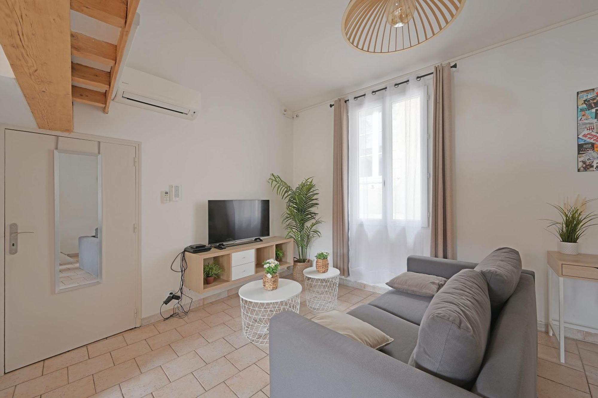 Ferienwohnung La Tour Des Teinturiers - Ac Clim - Wifi - Balcon Avignon Exterior foto