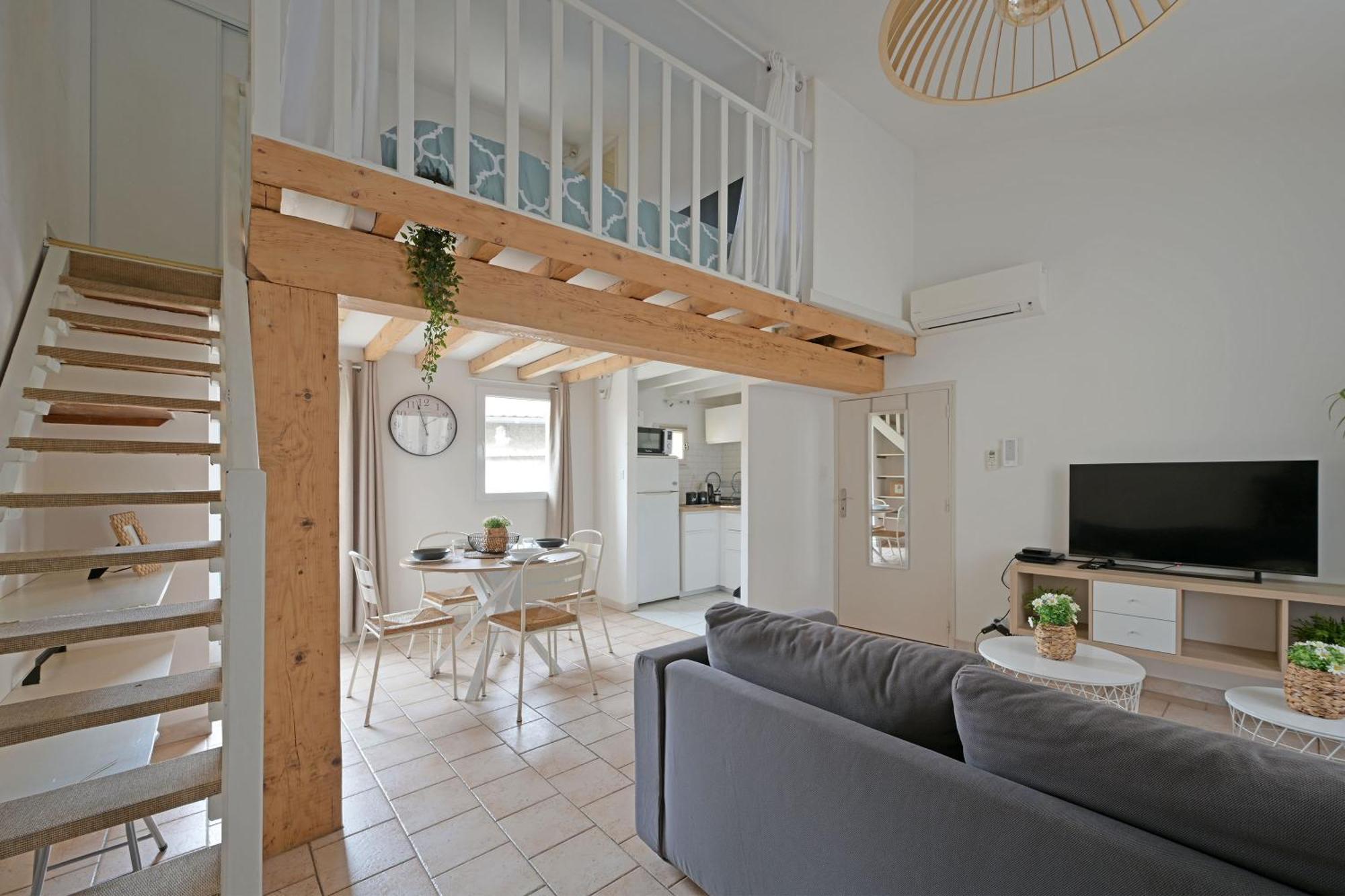 Ferienwohnung La Tour Des Teinturiers - Ac Clim - Wifi - Balcon Avignon Exterior foto